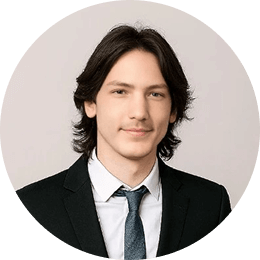 Jonathan Quillès is the CEO of Robot Maker.